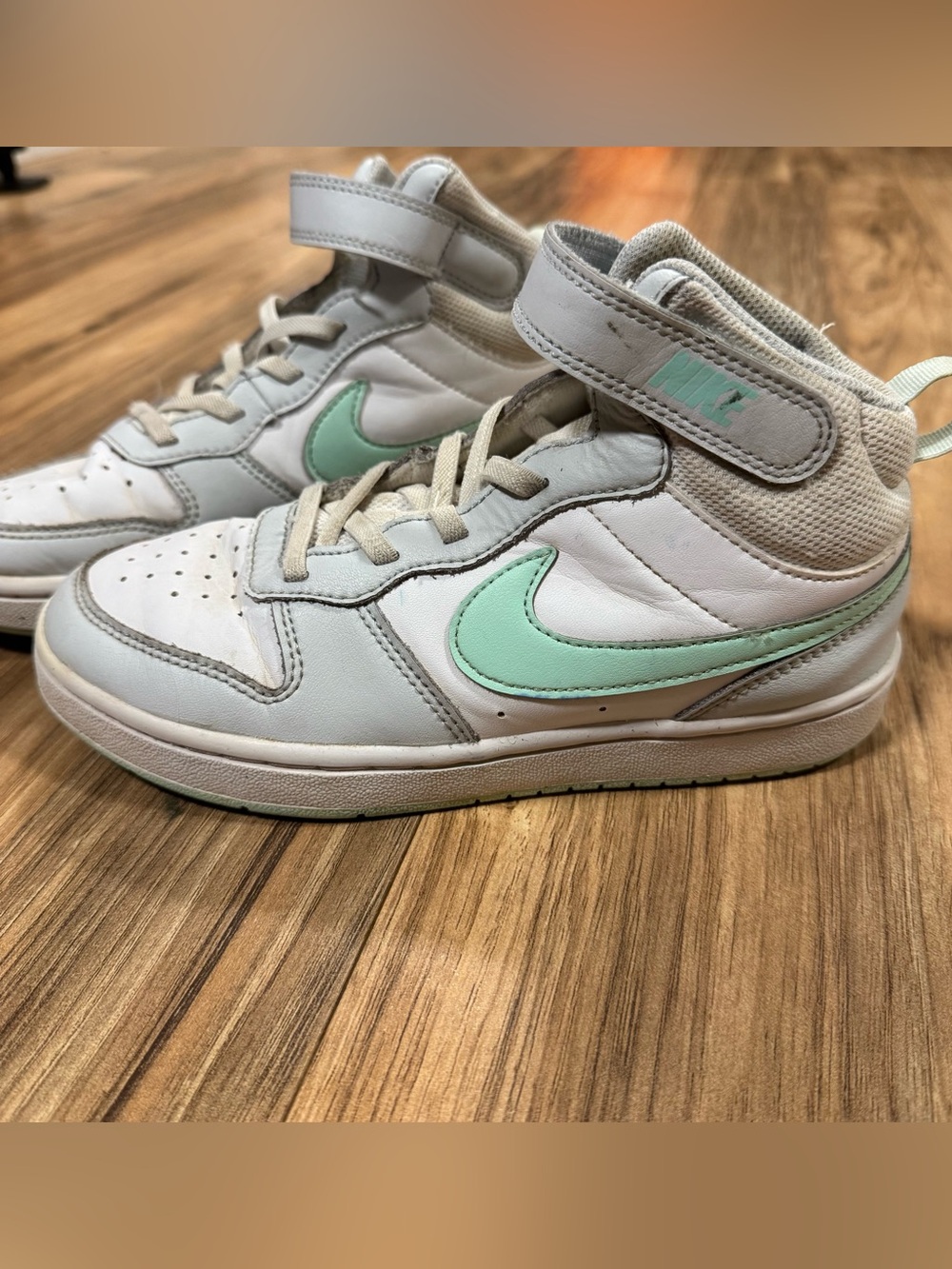 Nike Court Sneakers Borough 2 Mid Pure Platinum Mint Foam Size 2Y CD7783-011